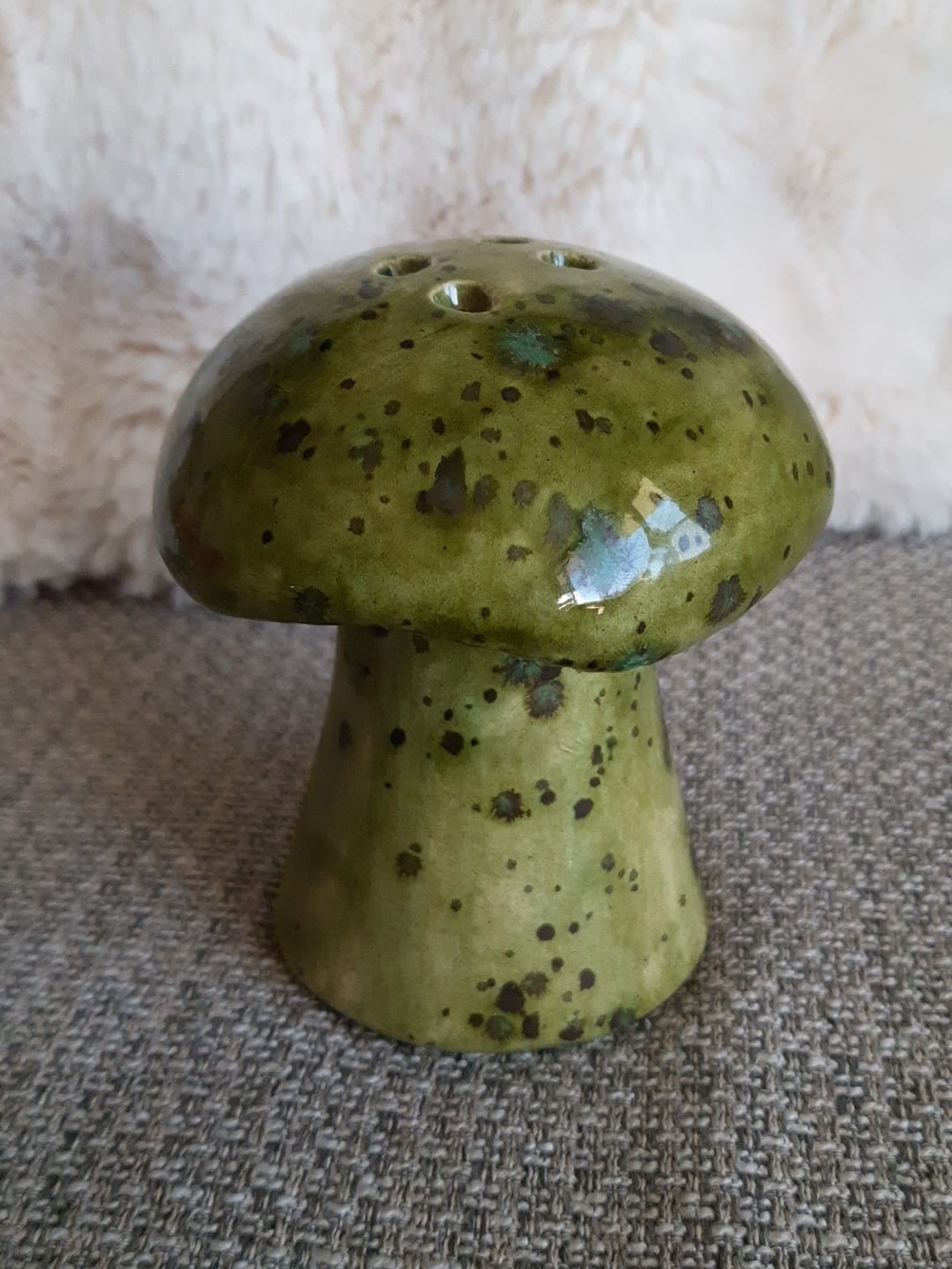 70s Arnels Green Speckled Ceramic Mushroom